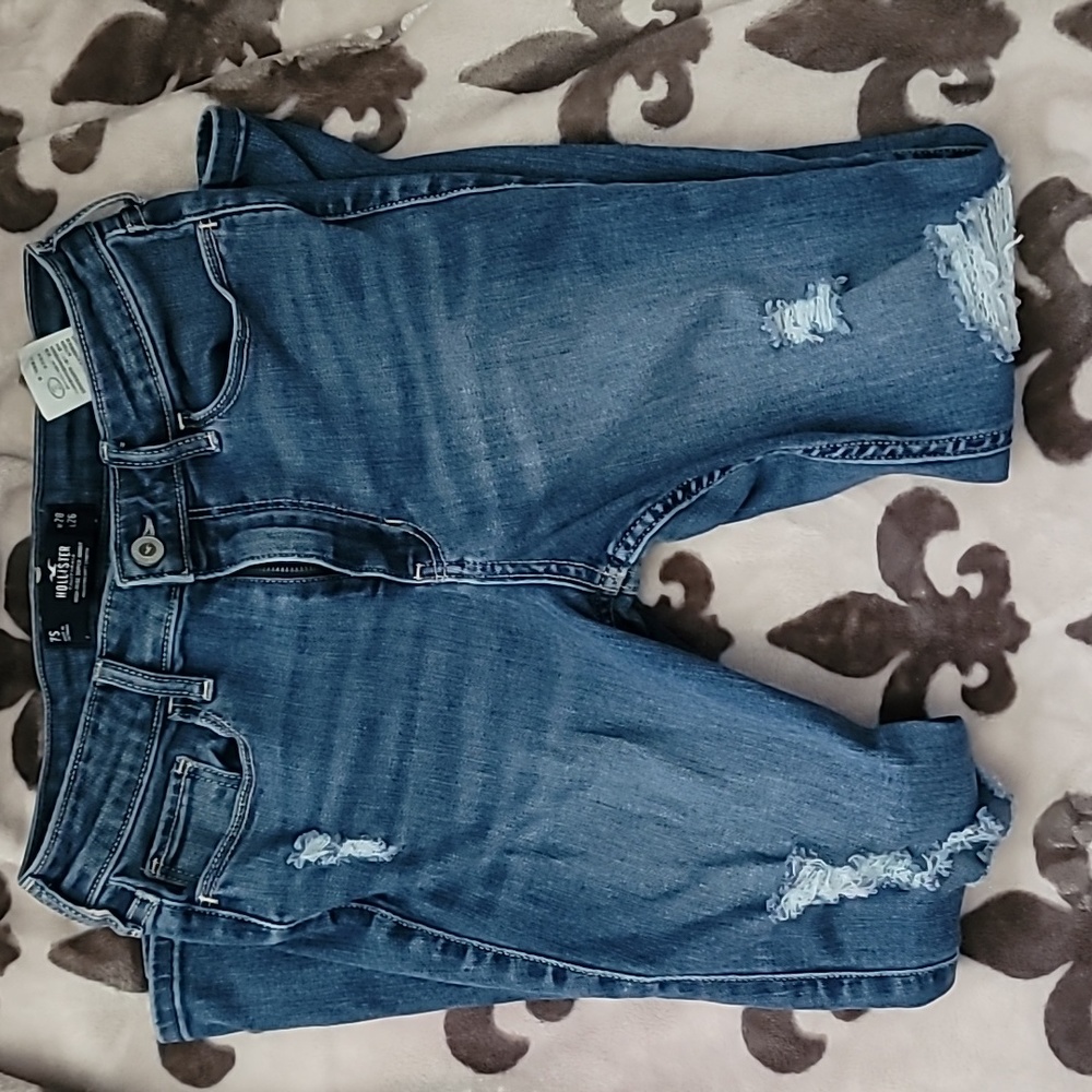 Hollister High-rise Soft Stretch Super Skinny Distressed 7S Jeans EUC